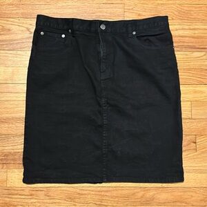 LAUREN JEANS CO. Black Jean Skirt